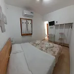 Borgo Degli Ulivi Вьесте