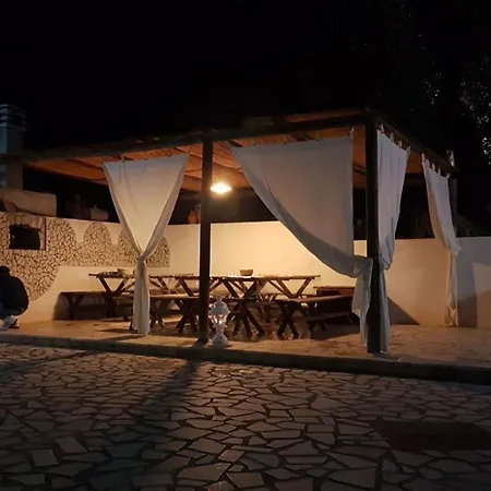 Borgo Degli Ulivi 3* Вьесте