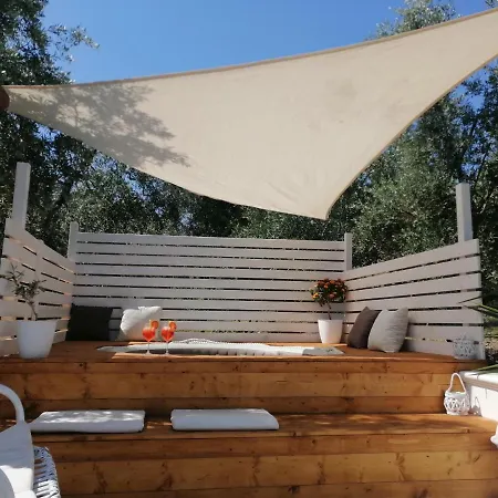 Bed & Breakfast Borgo Degli Ulivi *