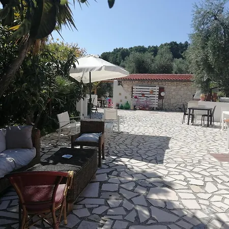Borgo Degli Ulivi 3* Вьесте