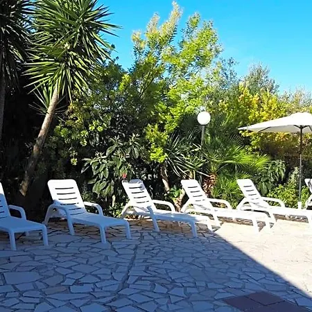 Bed & Breakfast Borgo Degli Ulivi